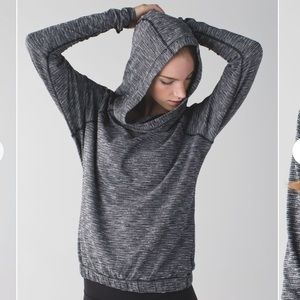 6 lululemon healthy heart pullover w hood
